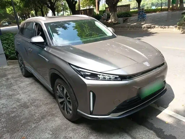 Roewe D5X DMH — Фото автомобиля 3