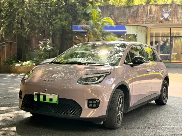 Фотография автомобиля — GAC AION UT super