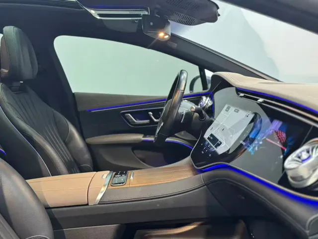 Mercedes-Benz EQS — Фото автомобиля 20