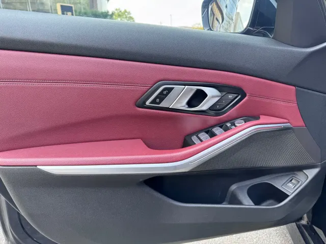 BMW 3 Series — Фото автомобиля 4