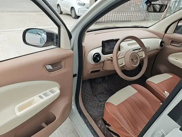 Wuling Hongguang Mini EV — Фото автомобиля 15