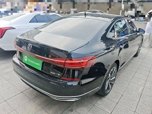 Volkswagen Passat — Фото автомобиля 6