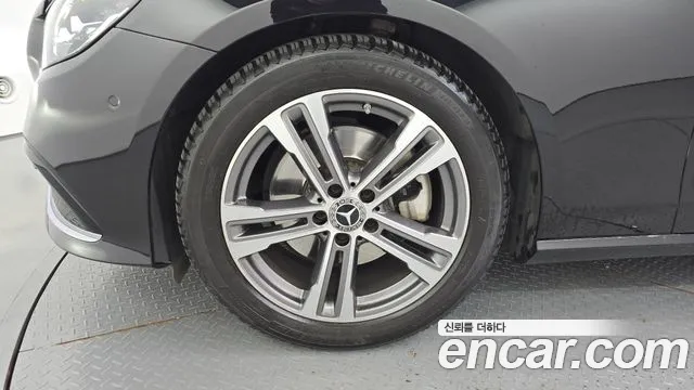 Mercedes-Benz E-Class W213 — Фото автомобиля 5