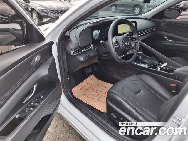 Hyundai Avante CN7 — Фото автомобиля 18