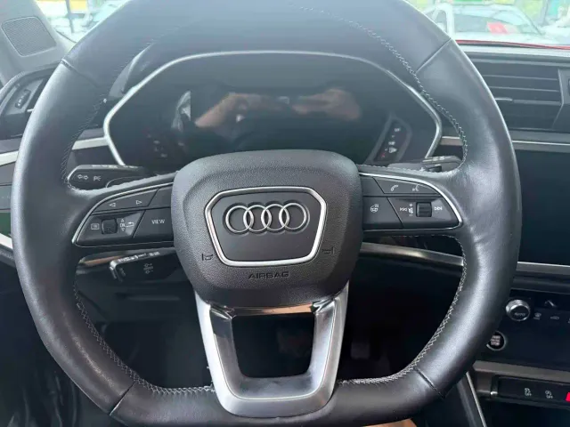 Audi Q3 — Фото автомобиля 12
