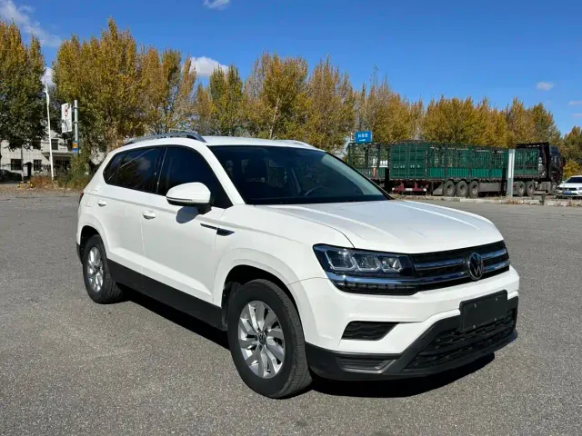 Volkswagen Tharu — Фото автомобиля 3