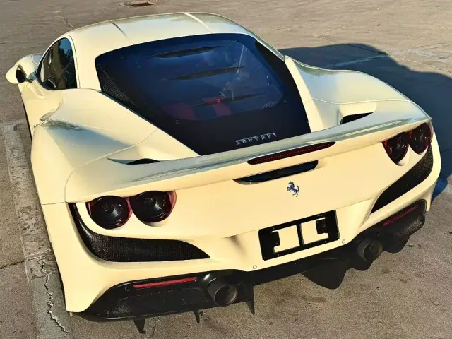 Ferrari F8 — Фото автомобиля 4