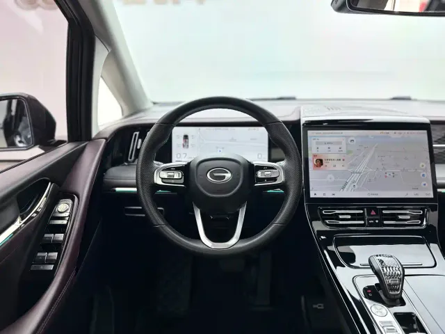 GAC Trumpchi M8 — Фото автомобиля 9
