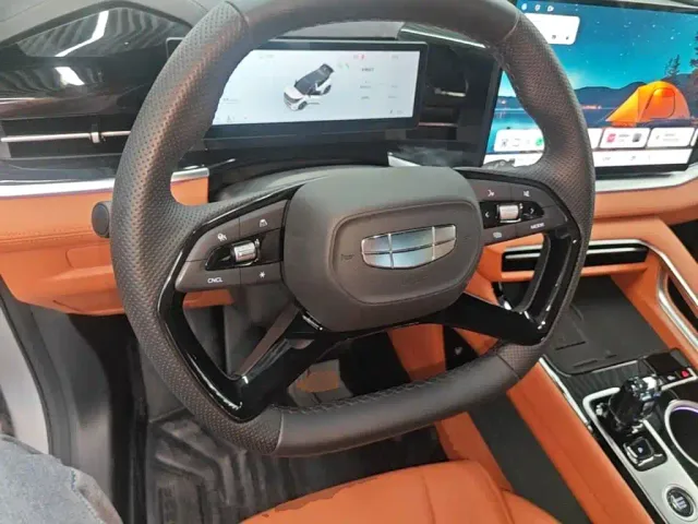 Geely Boyue — Фото автомобиля 10