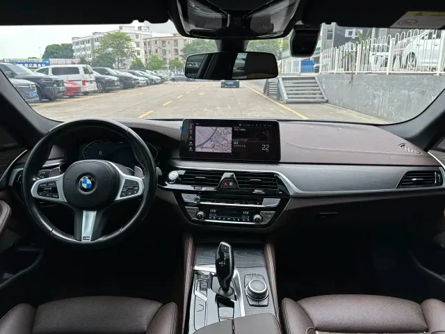 BMW BMW 5 Series 2022 Facelift II 530Li Premium Package M Sport — Фото автомобиля 7