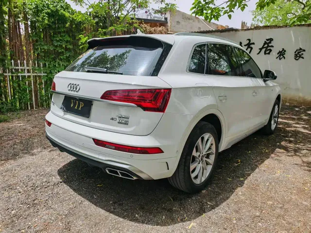 Audi Q5L — Фото автомобиля 6