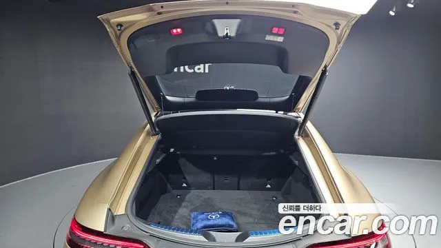 Mercedes-Benz AMG GT 4 двери 43 4MATIC+ Dynamic Golden Daylight — Фото автомобиля 20
