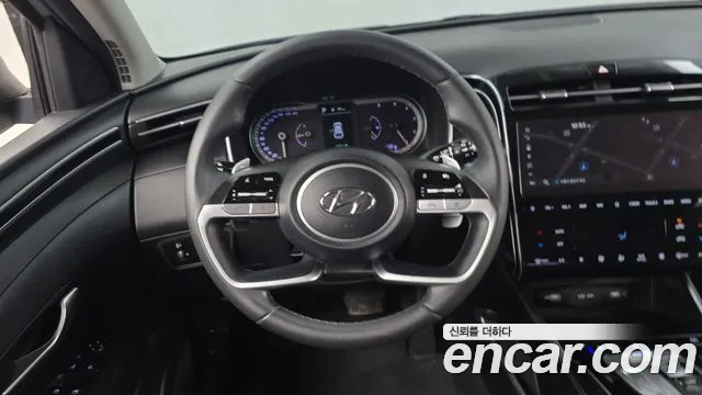 Hyundai Tucson Tucson (NX4) Дизель 2.0 2WD — Фото автомобиля 13