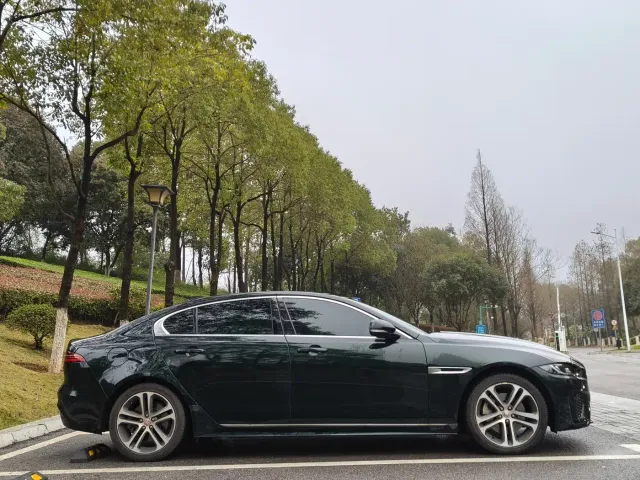 Jaguar XEL — Фото автомобиля 10