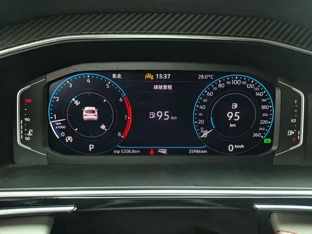 Volkswagen Tiguan X — Фото автомобиля 13