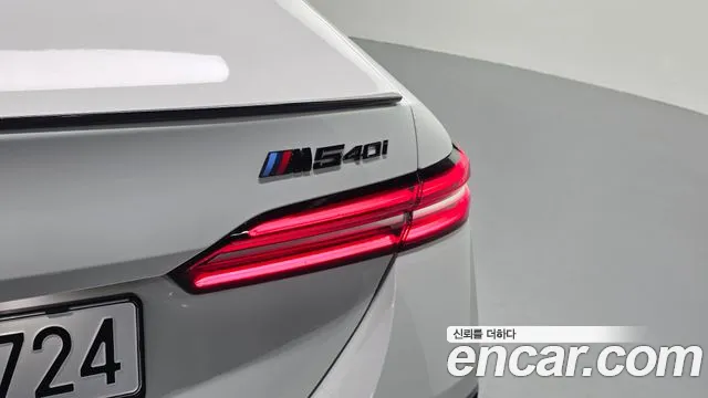 BMW 5 Series G60 — Фото автомобиля 22