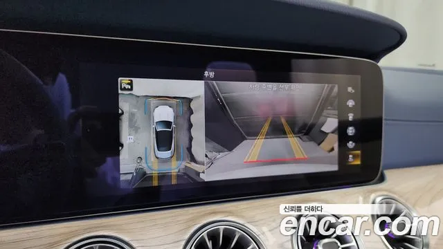 Mercedes-Benz E-Class — Фото автомобиля 15