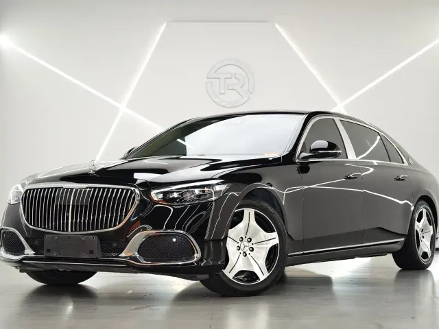 Фотография автомобиля — Mercedes-Benz Maybach S-Class