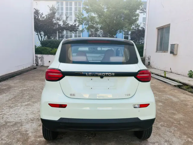 Leapmotor T03 — Фото автомобиля 8