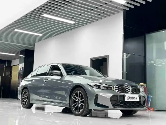 BMW 3 Series — Фото автомобиля 3