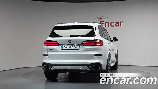 BMW X5 xDrive 40i M Sport — Фото автомобиля 4