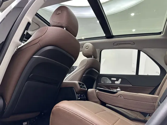 Mercedes-Benz GLE-Class — Фото автомобиля 15