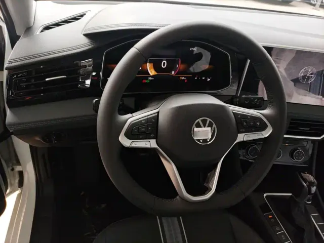 Volkswagen Sagitar — Фото автомобиля 6