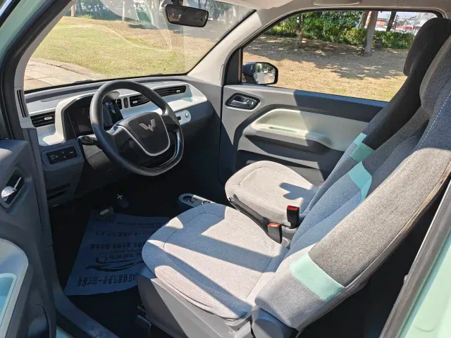 Wuling Hongguang Mini EV — Фото автомобиля 6