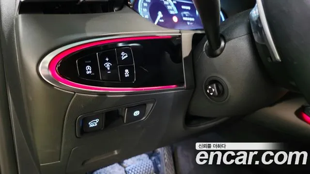 Genesis GV70 — Фото автомобиля 14