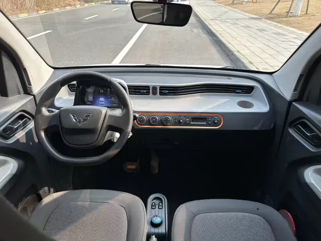Wuling Hongguang Mini EV — Фото автомобиля 9