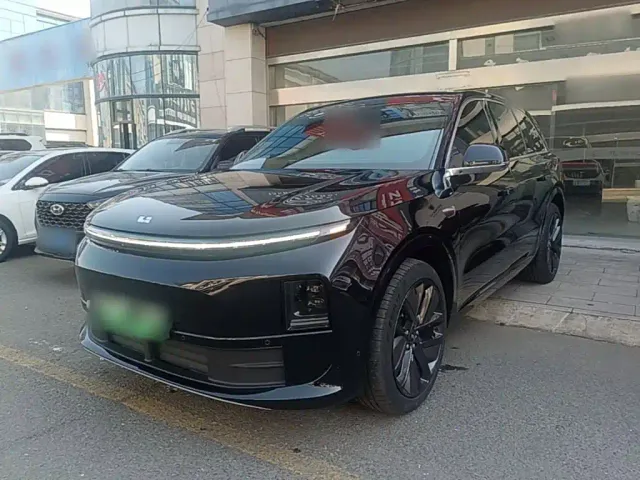 Фотография автомобиля — Li Auto L6
