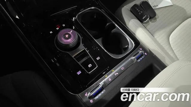 Kia Carnival 4th Gen — Фото автомобиля 12