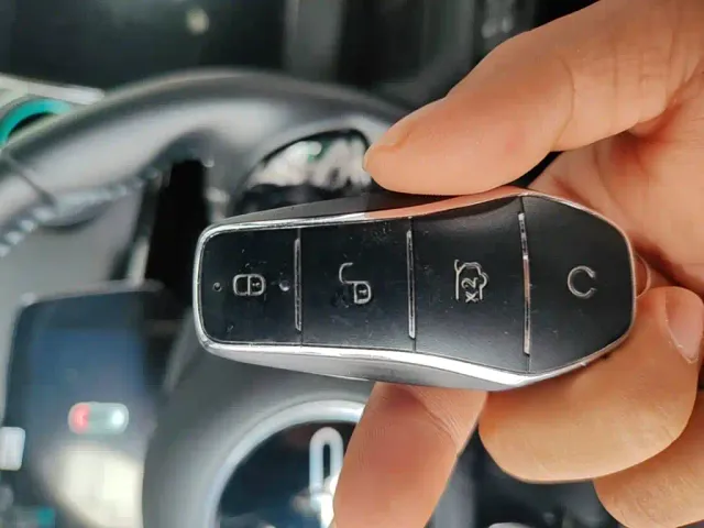 BYD Dolphin — Фото автомобиля 8