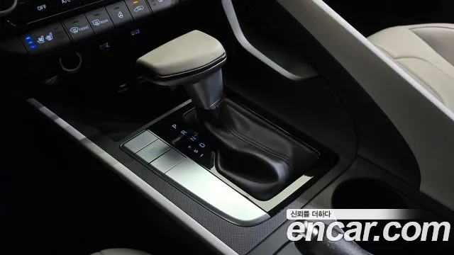Hyundai AVANTE Avante (CN7) — Фото автомобиля 9