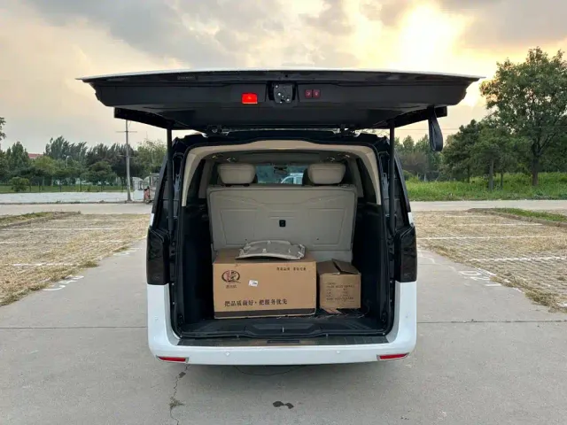 Mercedes-Benz Vito — Фото автомобиля 8