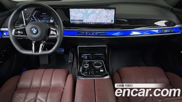 BMW 7 Series — Фото автомобиля 10
