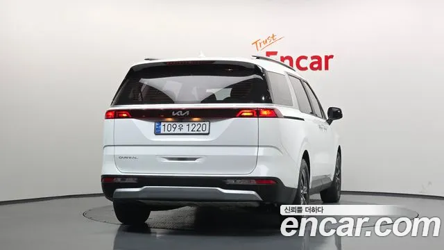 Kia Canival Carnival 4 поколение Дизель 9 мест Prestige — Фото автомобиля 4
