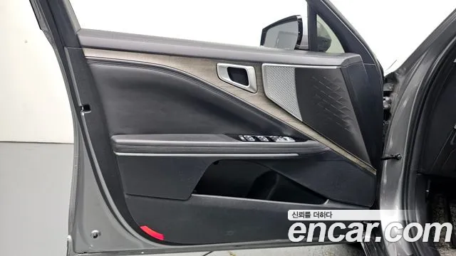 Kia K8 — Фото автомобиля 24