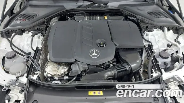 Mercedes-Benz E-Class — Фото автомобиля 6