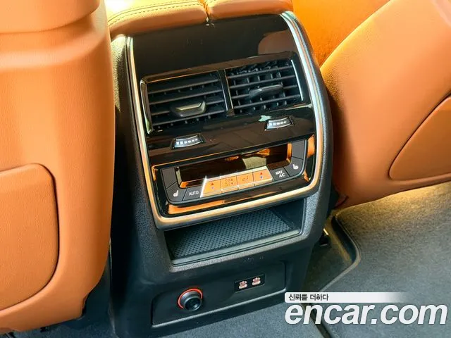BMW X7 — Фото автомобиля 4