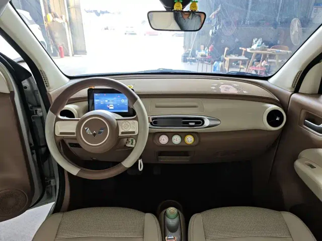 Wuling Hongguang Mini EV — Фото автомобиля 9