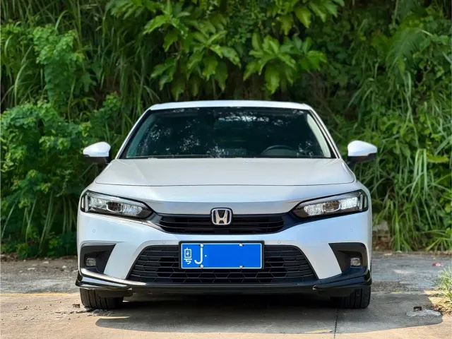 Honda Civic — Фото автомобиля 2