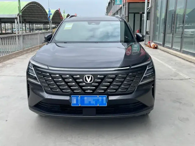 Changan CS75 Plus — Фото автомобиля 2