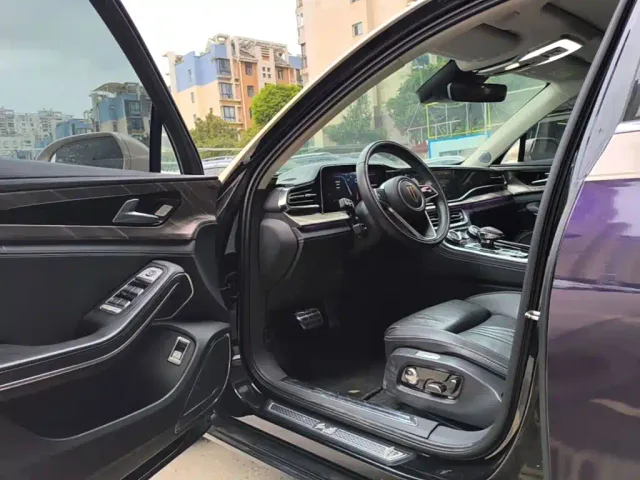 Hongqi H9 — Фото автомобиля 15