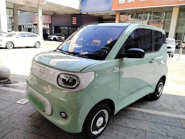 Фотография автомобиля — Wuling Hongguang Mini EV