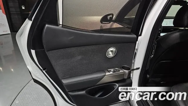 Genesis GV60 — Фото автомобиля 14
