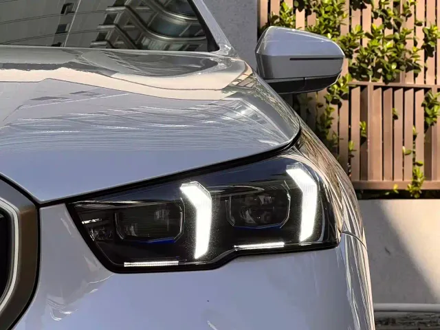 BMW 5 Series — Фото автомобиля 8