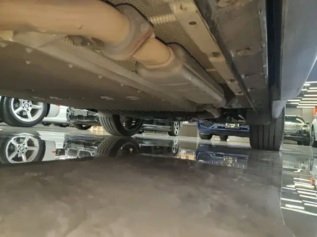 Volvo XC70 Plug-in Hybrid — Фото автомобиля 21