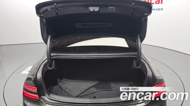 Genesis G80 RG3 — Фото автомобиля 30