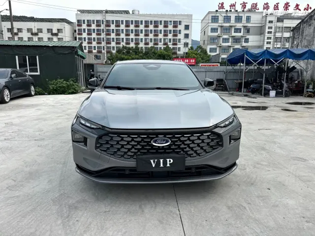 Ford Mondeo — Фото автомобиля 6